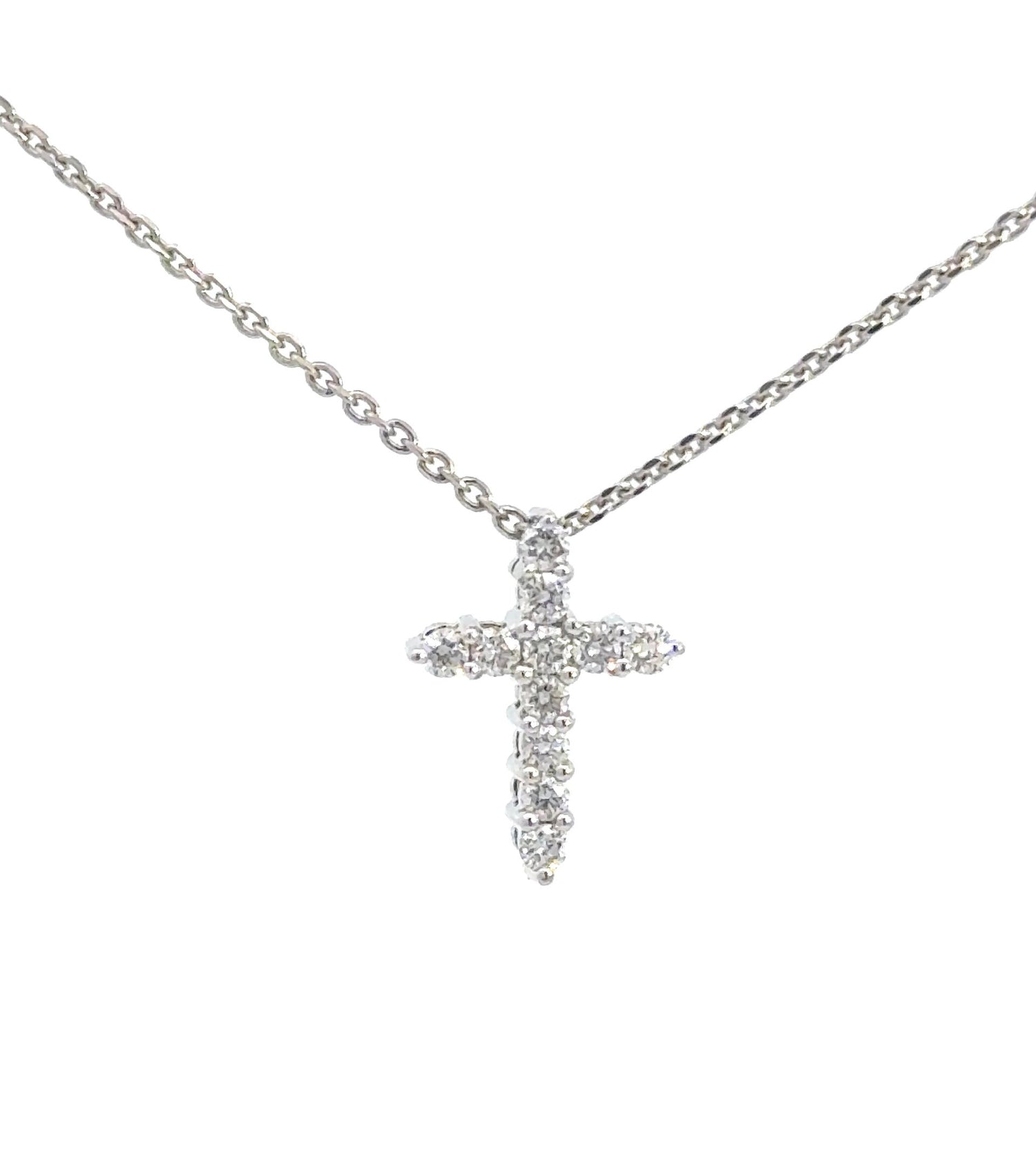 Colgante de cruz con diamantes redondos de talla brillante en oro blanco de 14 quilates