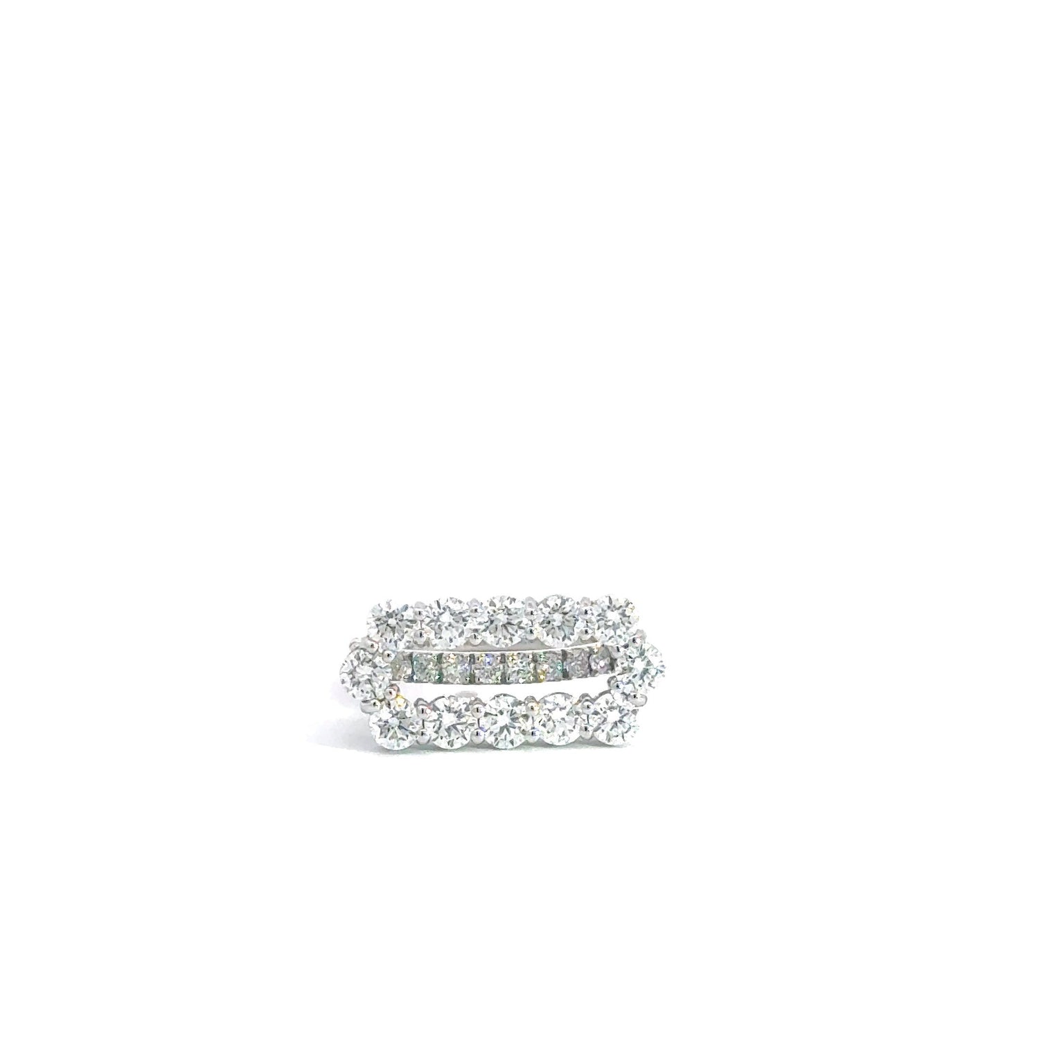 Anillo de oro blanco de 14 quilates con diamantes cultivados en laboratorio