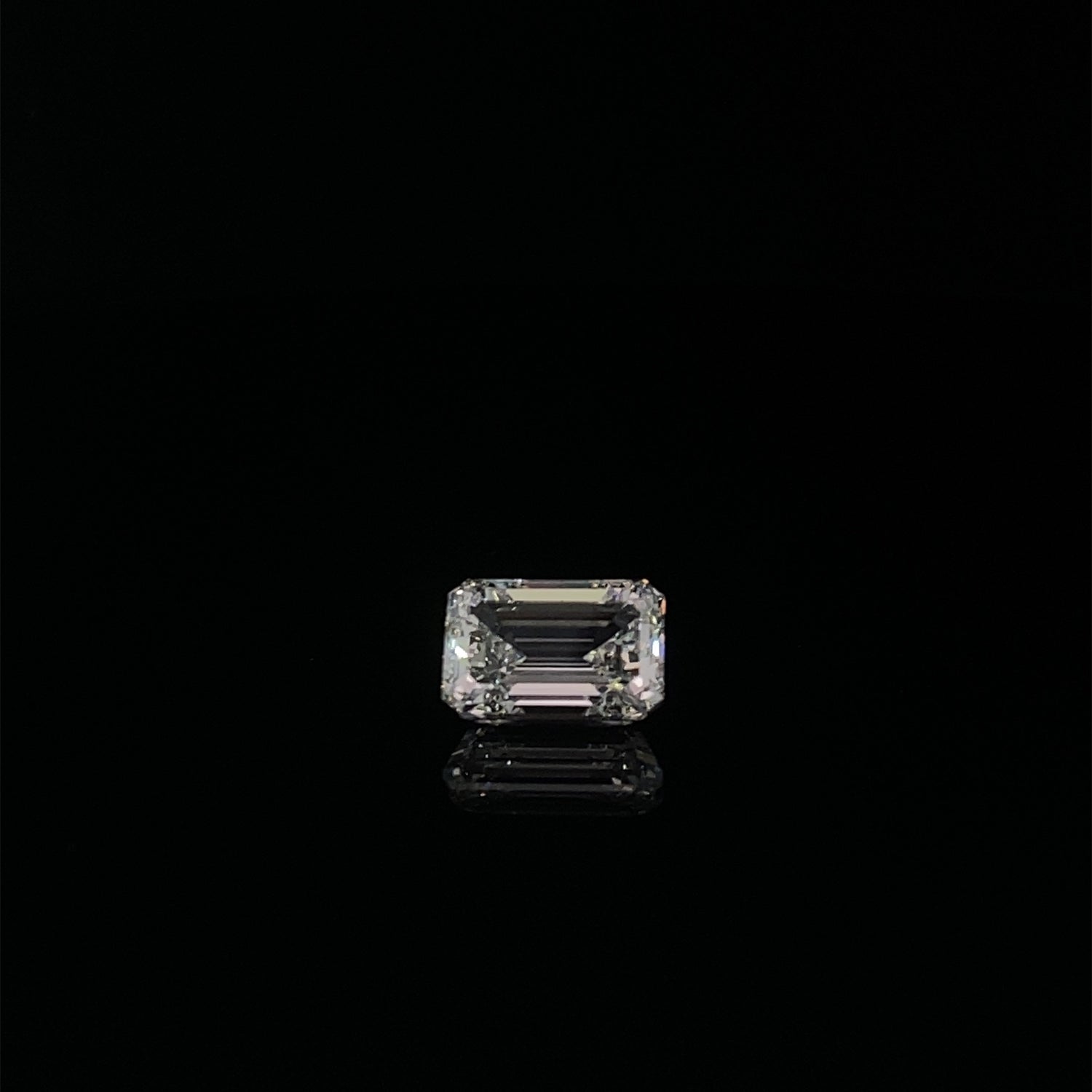 Diamante suelto cultivado en laboratorio de talla esmeralda de 4,00 quilates con certificación IGI