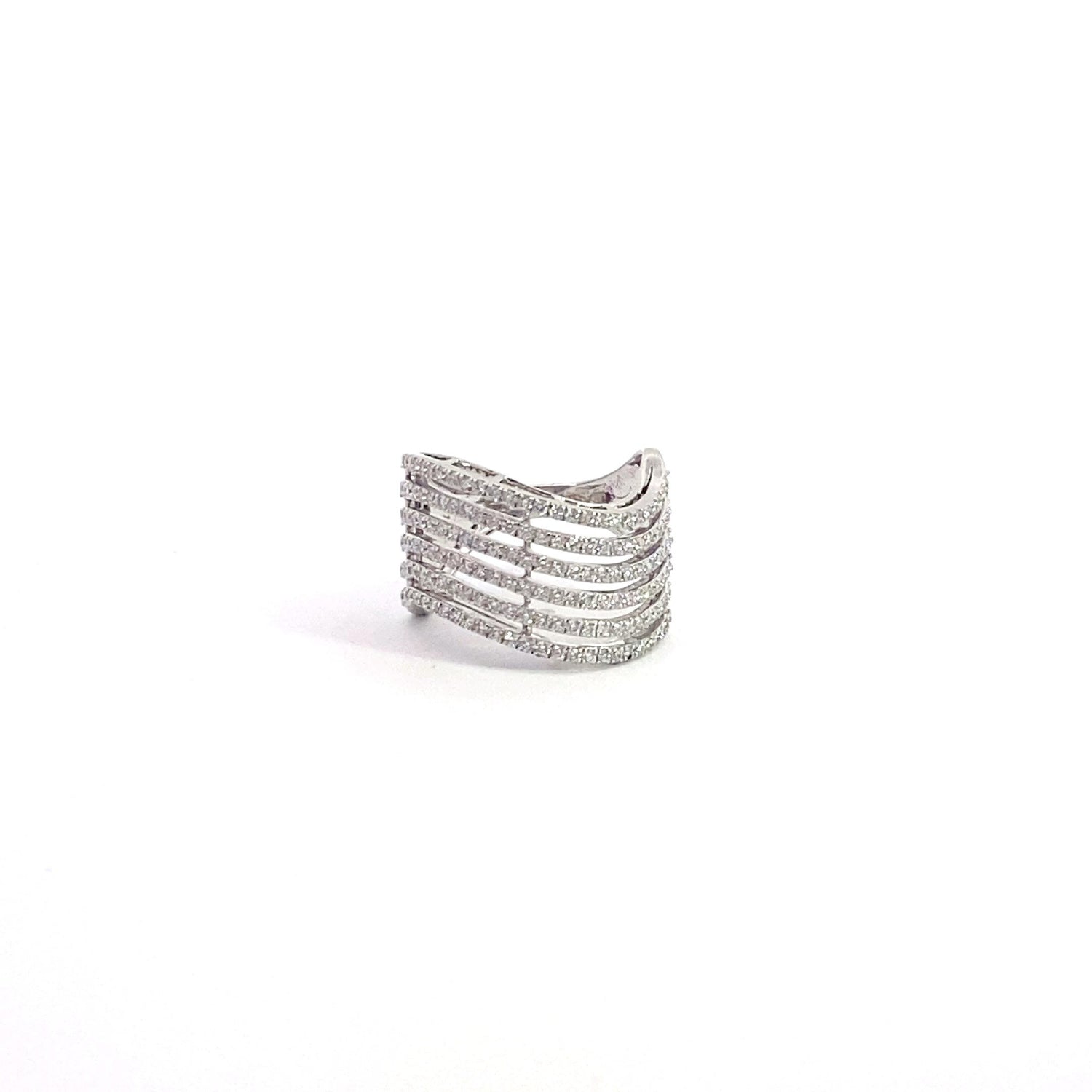 Anillo de oro blanco de 14 quilates con diamantes cultivados en laboratorio de 6 filas