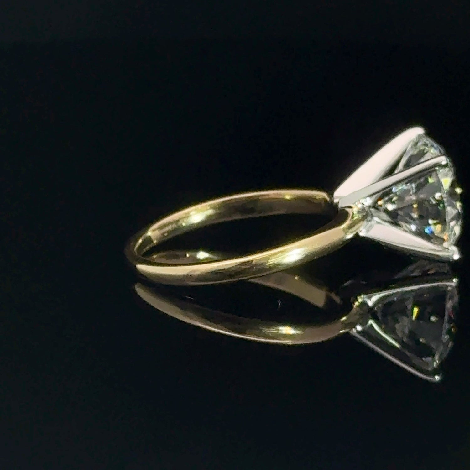 18K Yellow Gold 4.00 cttw Round Shape Lab Grown Solitaire Engagement Ring