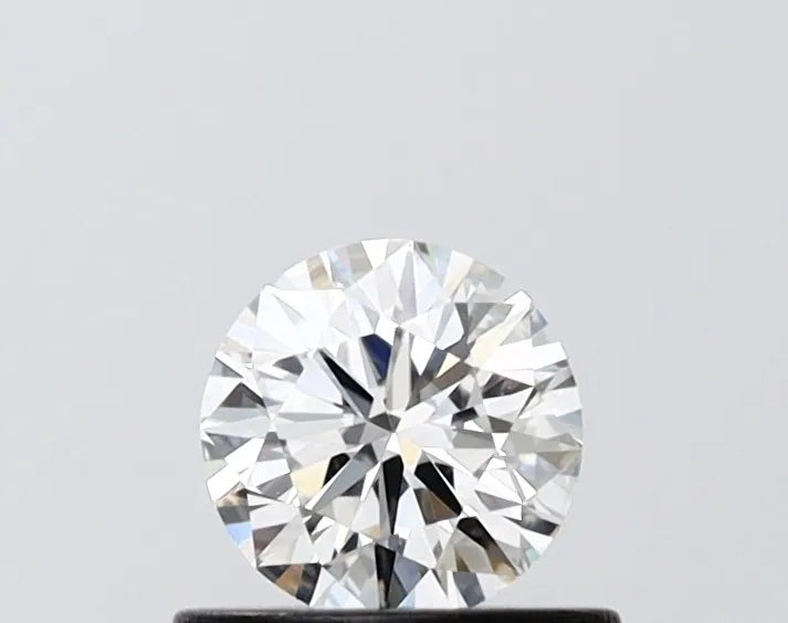 0.50ct Round Lab Grown Diamond (Colour E, Clarity VS1, Cut VG, IGI Certified)