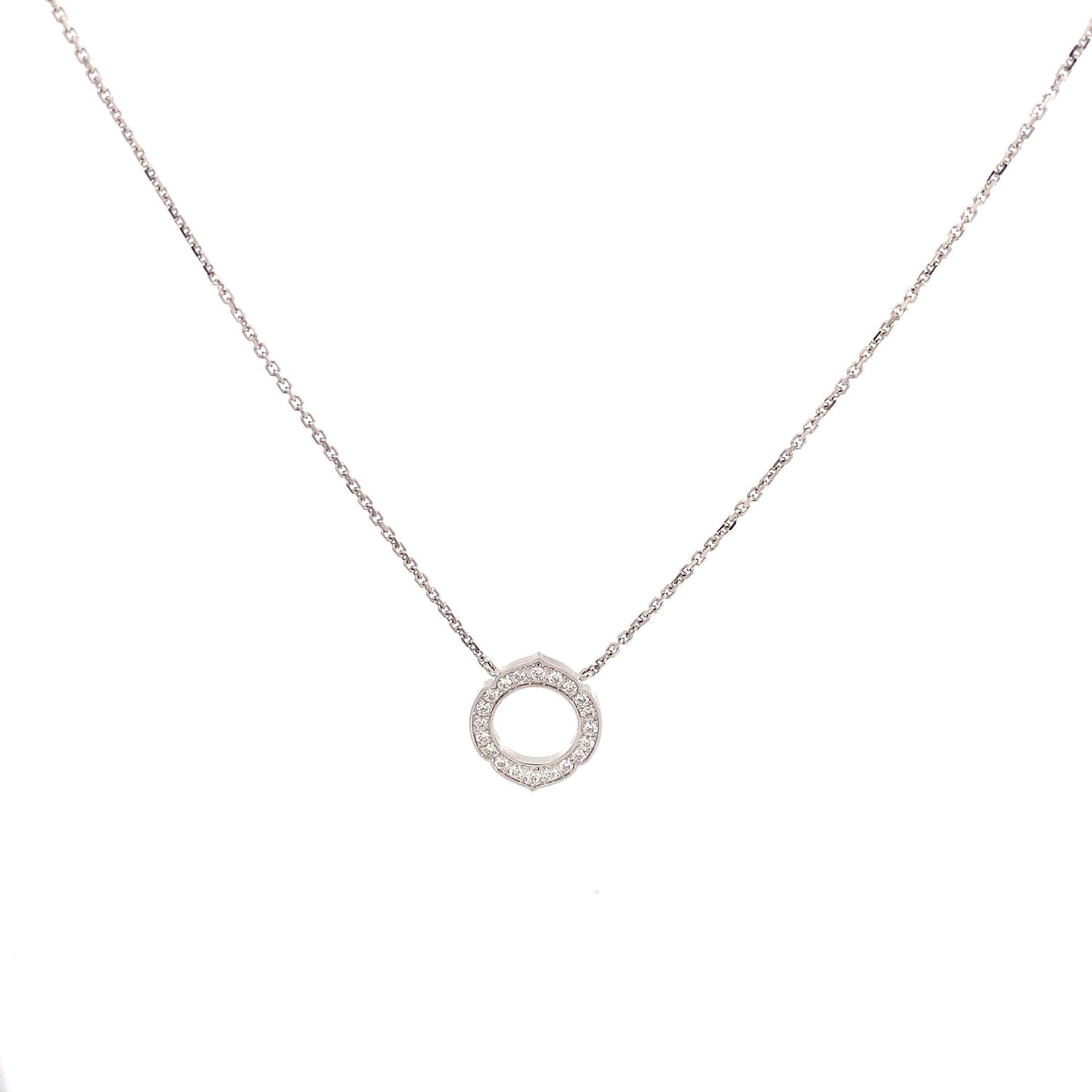 Colgante circular de diamantes de fantasía en oro blanco de 18 quilates