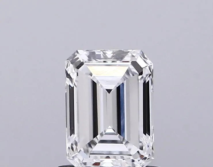 1.00ct Emerald Lab Grown Diamond (Colour D, Clarity VS1, IGI Certified)