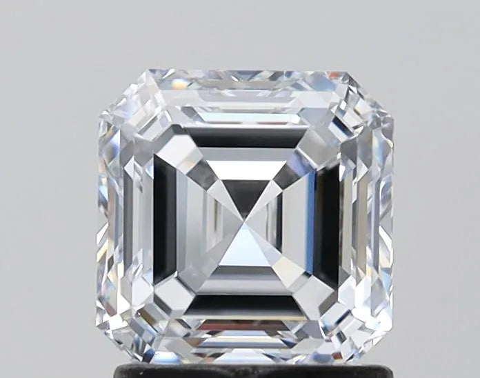1.57ct Square emerald Lab Grown Diamond (Colour G, Clarity VVS2, IGI Certified)