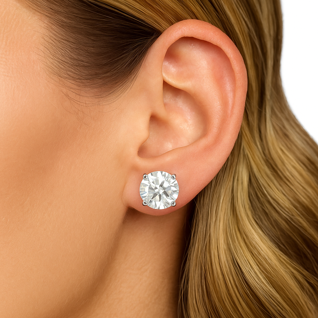 Aretes de oro blanco de 14 quilates con diamantes cultivados en laboratorio de talla brillante redonda