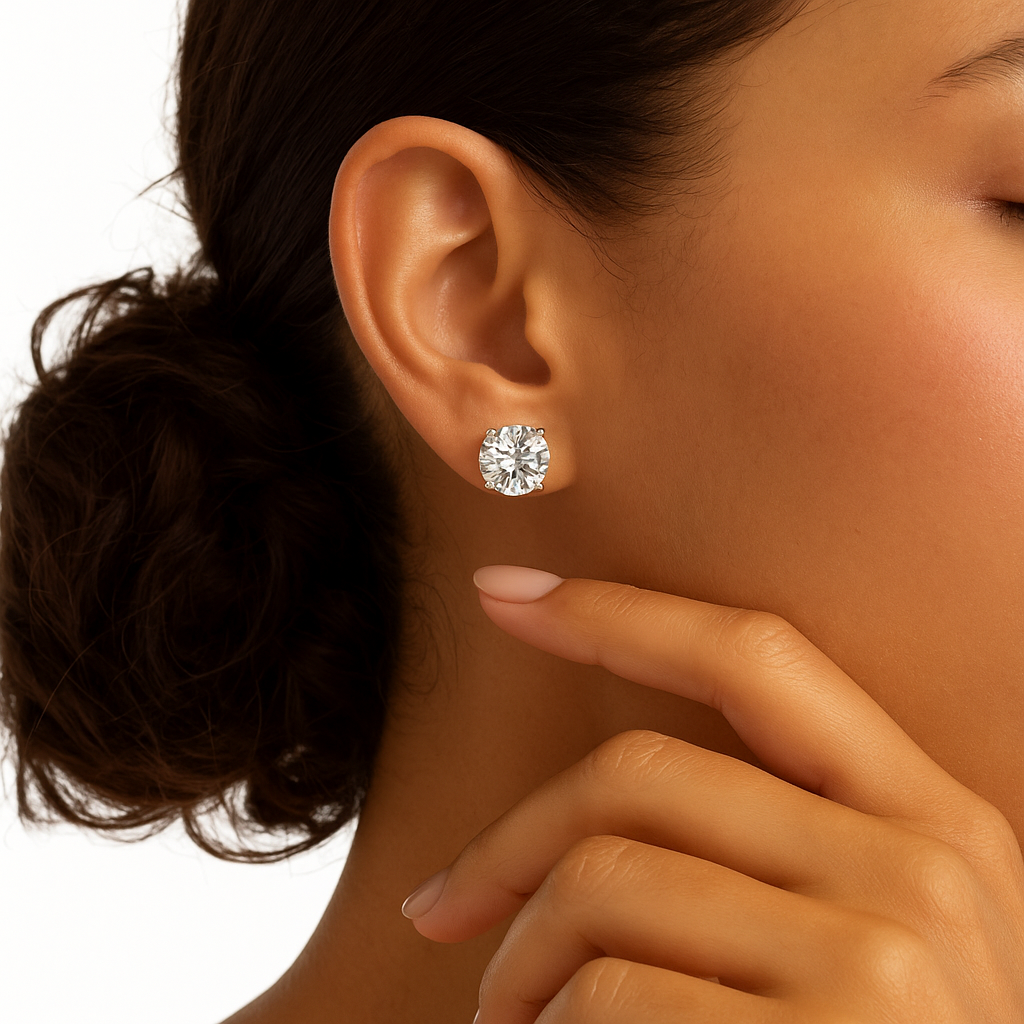 Aretes de oro blanco de 14 quilates con diamantes cultivados en laboratorio de talla brillante redonda