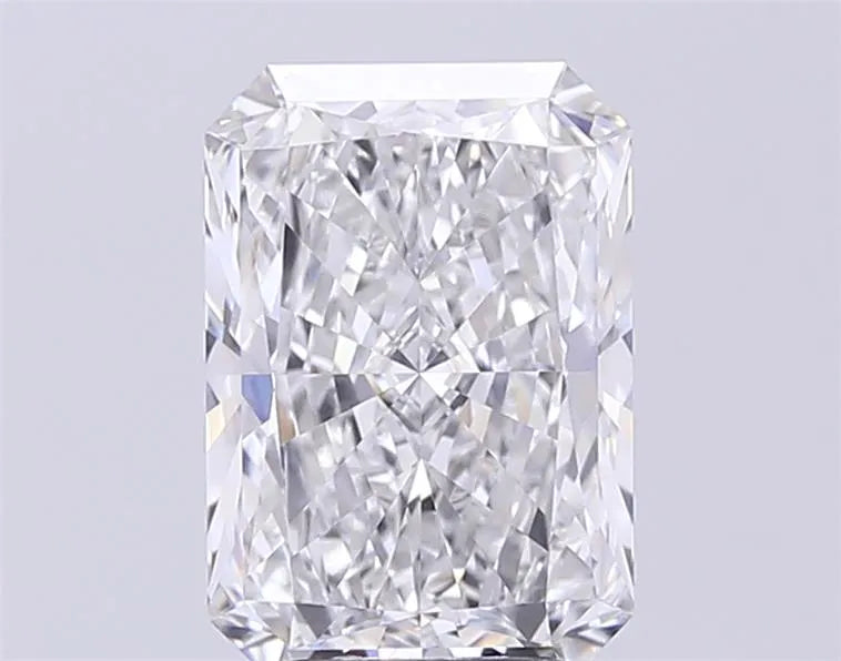 3.58ct Radiant Lab Grown Diamond (Colour F, Clarity VVS1, IGI Certified)