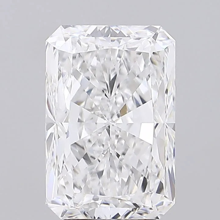 4.52ct Radiant Lab Grown Diamond (Colour E, Clarity IF, IGI Certified)