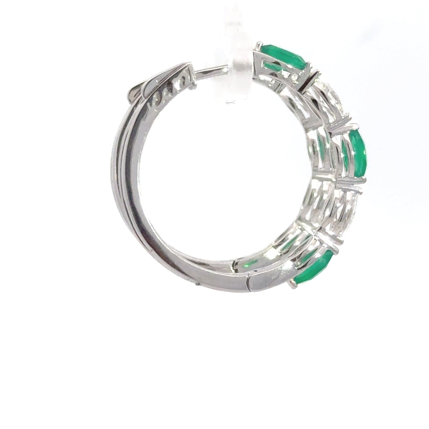 Aros de oro blanco de 14 quilates con esmeralda y diamantes cultivados en laboratorio de talla marquesa