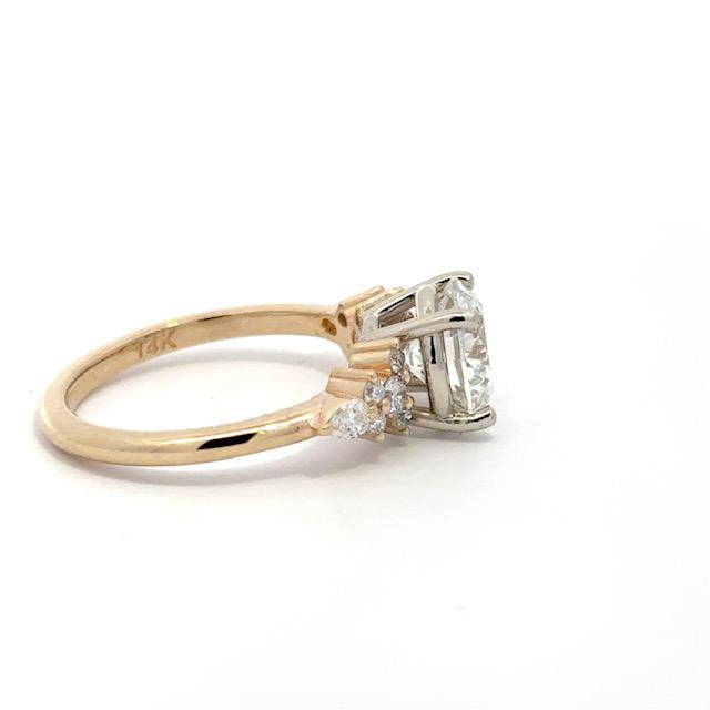 14K YELLOW GOLD WITH WHITE HEAD CENTER STONE 2.01 ROUND LAB GROWN DIAMOND