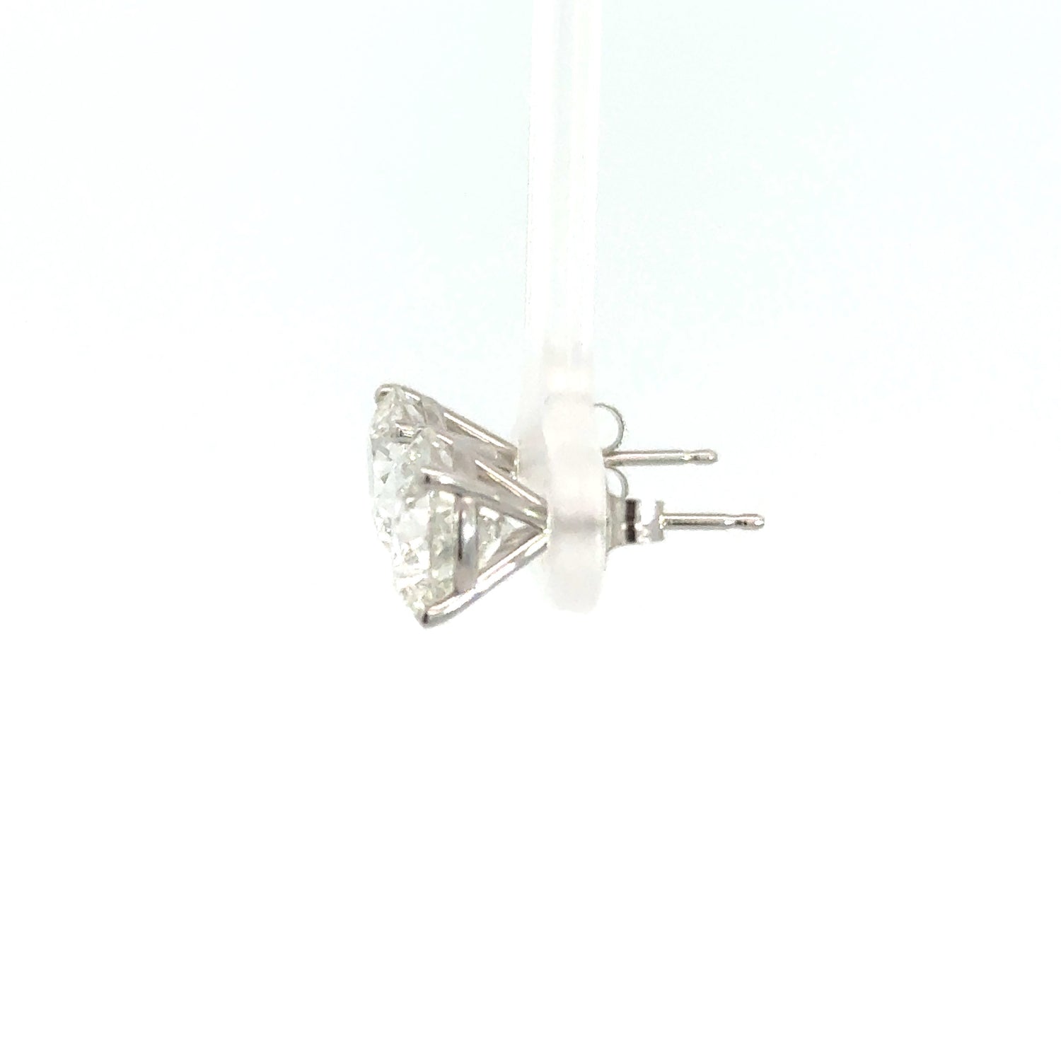 Aretes de oro blanco de 14 quilates con diamantes cultivados en laboratorio de talla brillante redonda