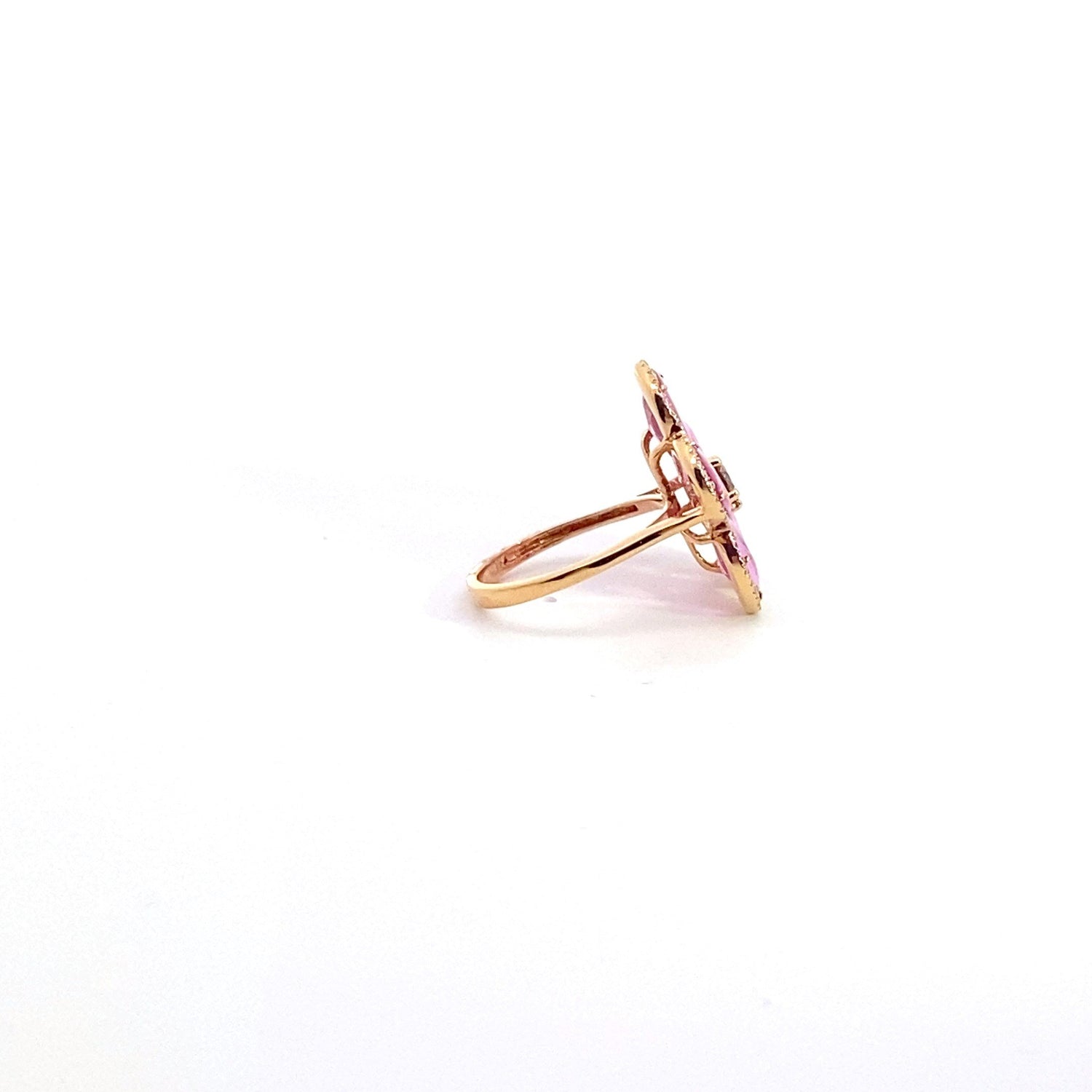 Anillo de oro amarillo de 14 quilates con zafiro rosa y diamantes