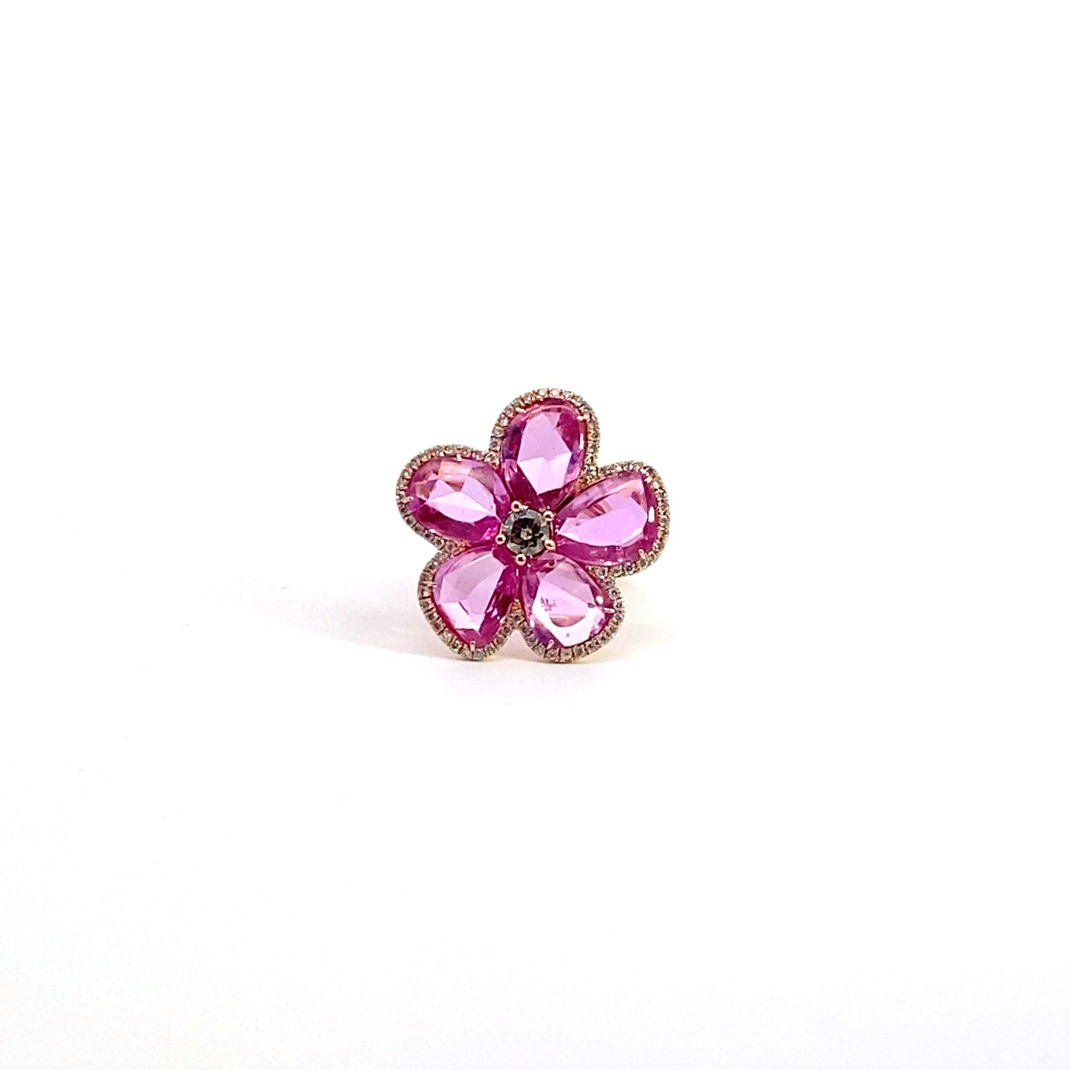 Anillo de oro amarillo de 14 quilates con zafiro rosa y diamantes