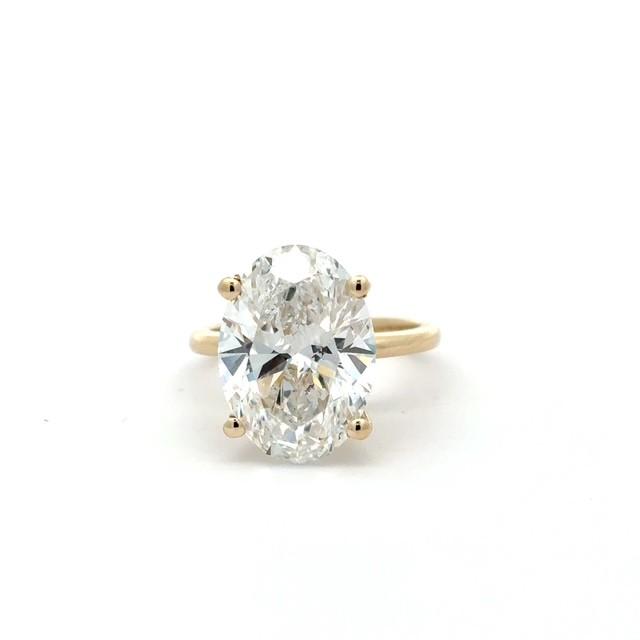 14K Yellow Gold Solitaire Engagement Ring with Oval Shape Lab Grown Diamond 6.51CT F VS1