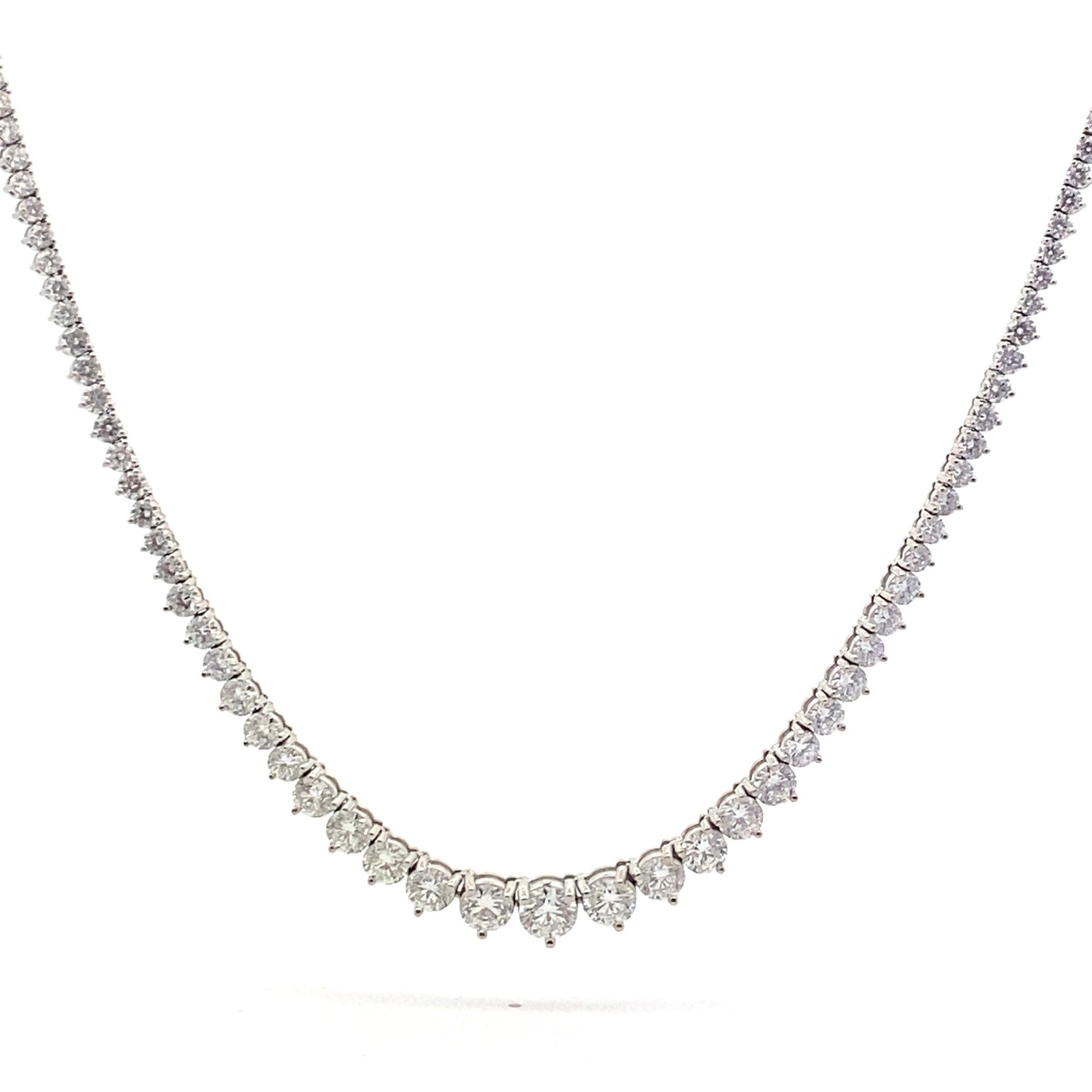 Collar Riviera de tenis en oro blanco de 14 quilates con diamantes cultivados en laboratorio de talla brillante redonda y graduados.