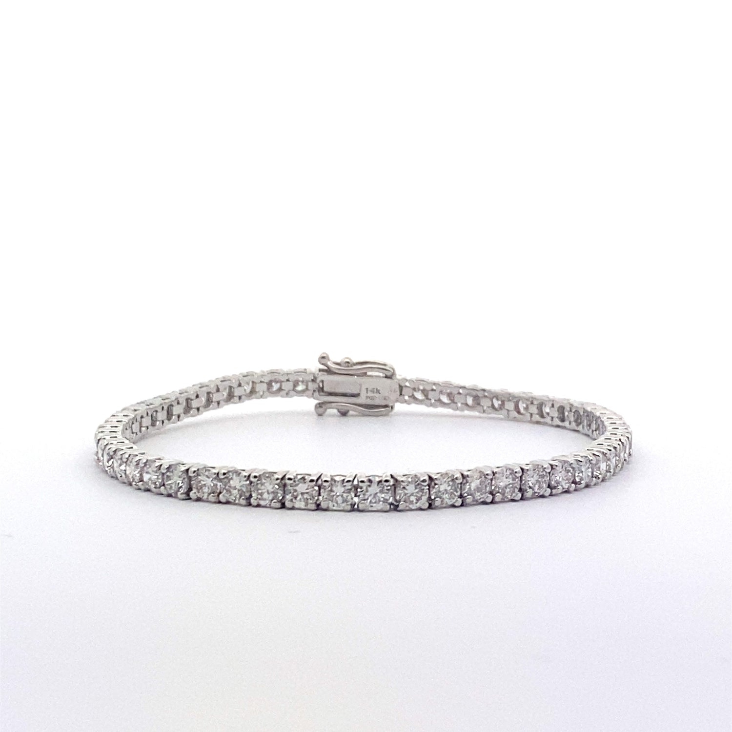 Pulsera de tenis de oro blanco de 14 quilates con diamantes cultivados en laboratorio de talla brillante redonda
