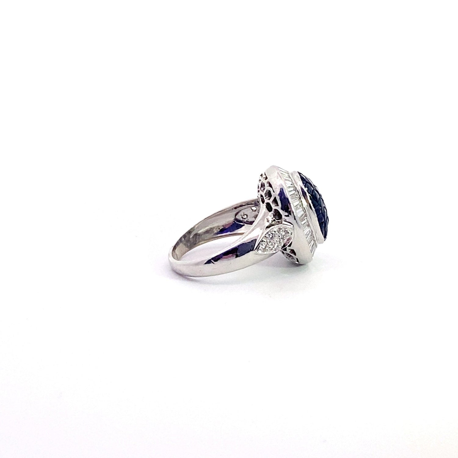 18K White Gold 7.00 cttw Sapphire And Baguette Fancy Vintage Diamond Ring